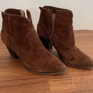 FRYE Reed Brown Suede Booties